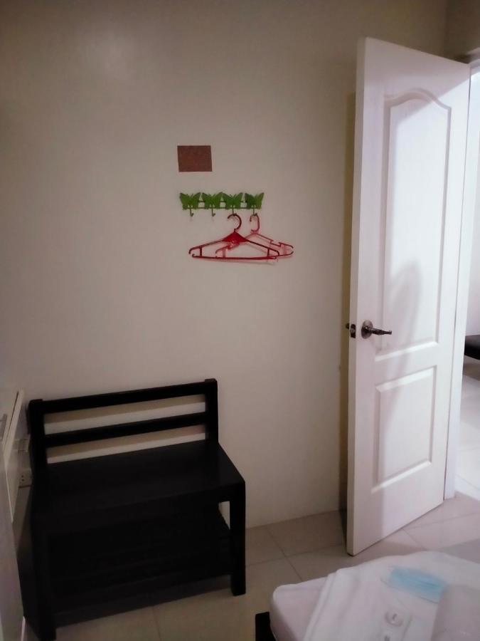 V.F. Riton Apartelle Laoag Exterior foto