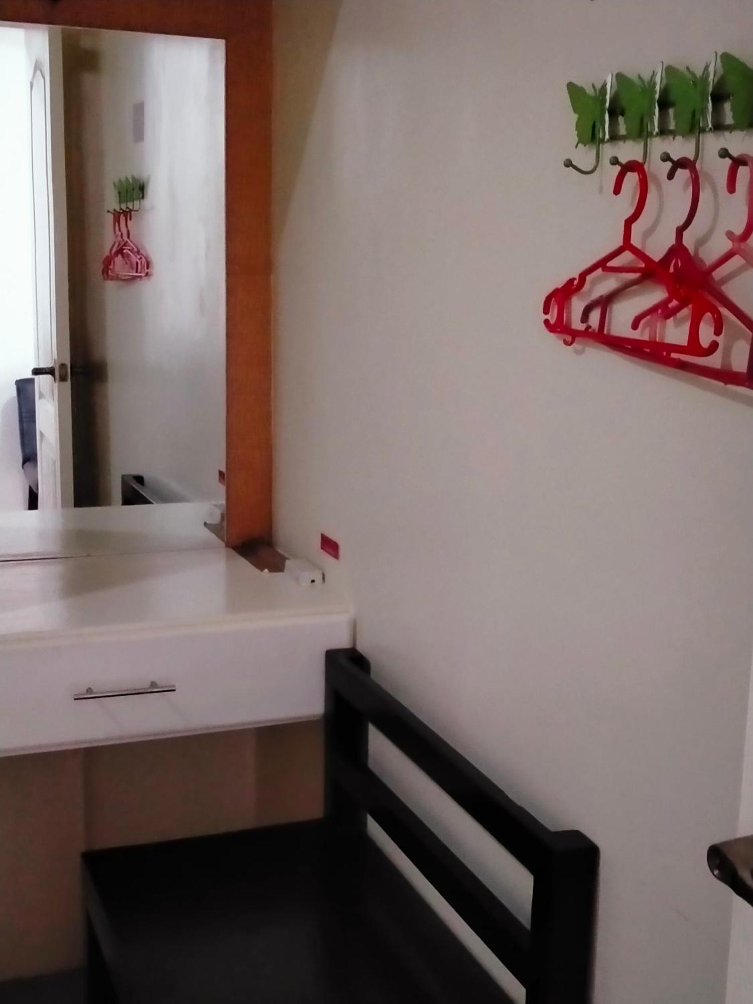 V.F. Riton Apartelle Laoag Exterior foto